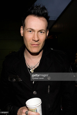 Julien-K pic #988497