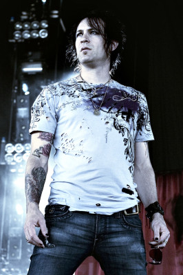 Julien-K pic #971458