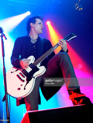 Julien-K pic #976847