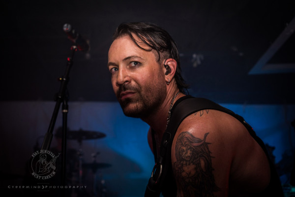 Julien-K pic #982358