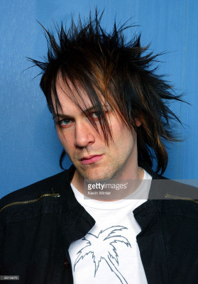 Julien-K pic #987207