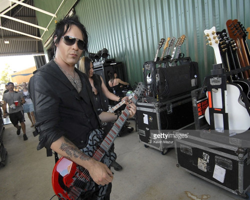 Julien-K pic #1008434