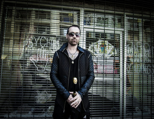 Julien-K pic #998115