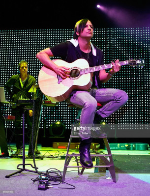 Julien-K pic #978239
