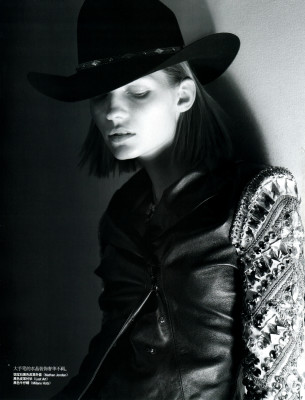 photo 11 in Karolin Wolter gallery [id355644] 2011-03-21 00:00:00