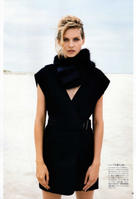 Karolin Wolter pic #356097