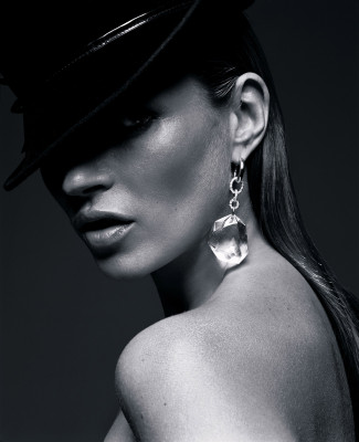 photo 11 in Kate Moss gallery [id86436] 2008-05-18 00:00:00