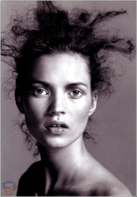 photo 21 in Kate Moss gallery [id26070] -0001-11-30 00:00:00