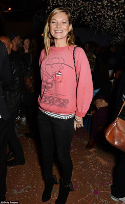 photo 27 in Kate Moss gallery [id743077] 2014-11-24 00:00:00