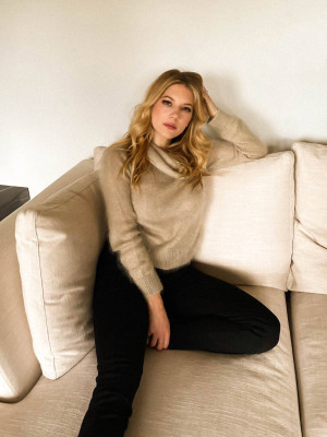 Katheryn Winnick pic #1257898