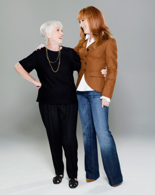 photo 17 in Kathy Griffin gallery [id279365] 2010-08-19 00:00:00