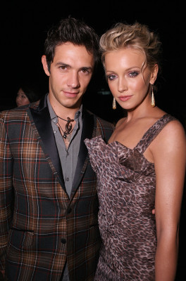 Katie Cassidy pic #244706
