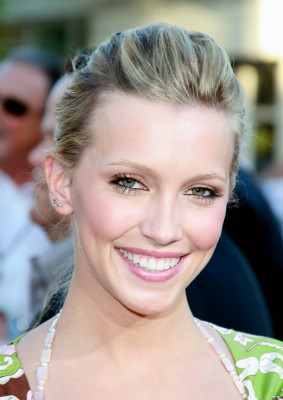 Katie Cassidy pic #384931