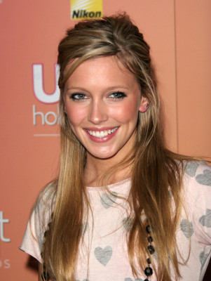 Katie Cassidy pic #243847