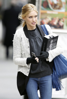 Katie Cassidy pic #362838