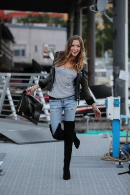 Katie Cassidy pic #645551