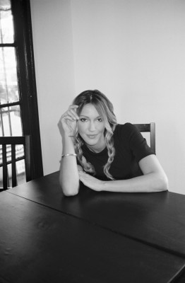 Katie Cassidy pic #725175
