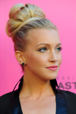 Katie Cassidy pic #193539