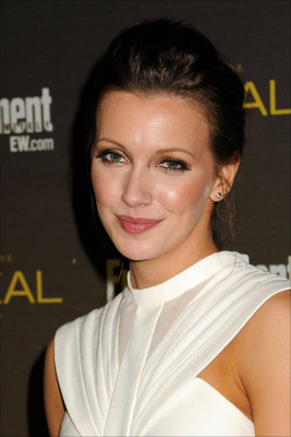 Katie Cassidy pic #537275