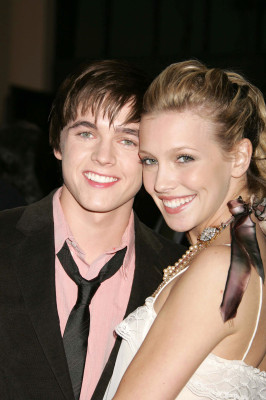 Katie Cassidy pic #243540