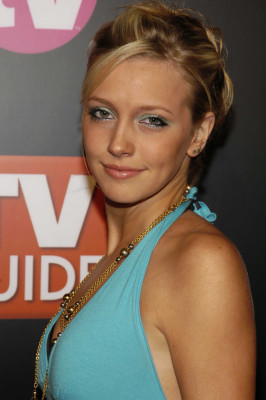 Katie Cassidy pic #243655