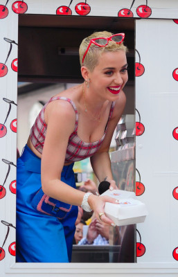 Katy Perry pic #929304