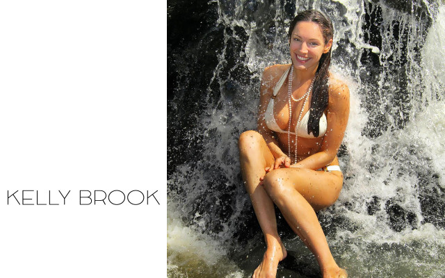 Kelly Brook pic #800055