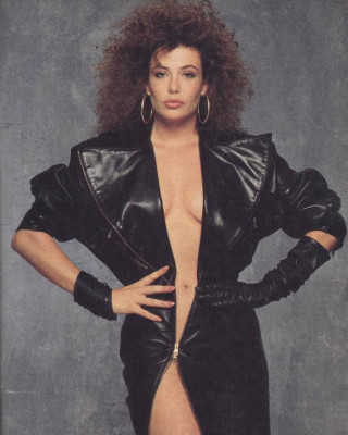 Kelly LeBrock pic #1211874