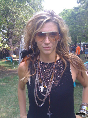 photo 11 in Kesha gallery [id264650] 2010-06-17 00:00:00