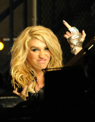 photo 28 in Kesha Rose Sebert gallery [id245486] 2010-03-26 00:00:00
