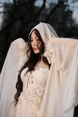 photo 7 in Kim Chung Ha         gallery [id1285379] 2021-12-05 00:00:00