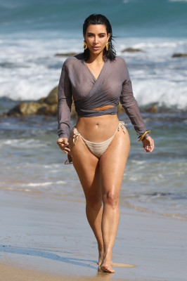 photo 20 in Kim Kardashian gallery [id1234844] 2020-09-30 00:00:00