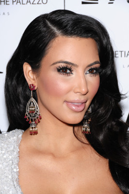Kim Kardashian pic #426651