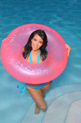 Kim Kardashian pic #659909