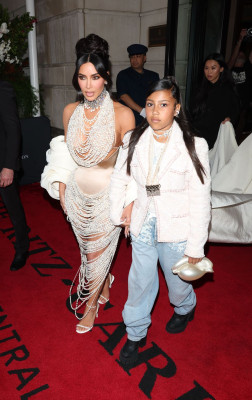 photo 4 in Kardashian gallery [id1350123] 2024-05-20 00:00:00