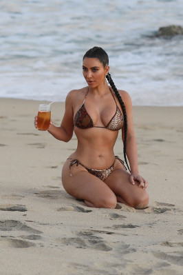 photo 14 in Kim Kardashian gallery [id1230265] 2020-08-31 00:00:00