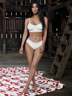 Kim Kardashian pic #1001270