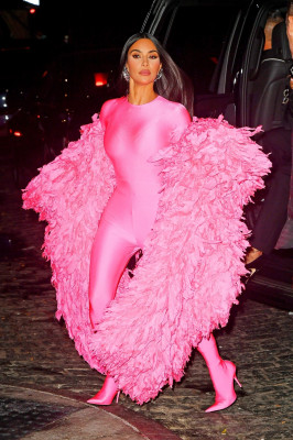 photo 5 in Kim Kardashian gallery [id1277876] 2021-10-30 00:00:00