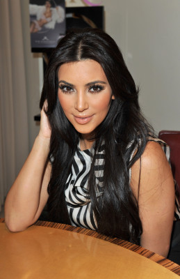 Kim Kardashian pic #385759