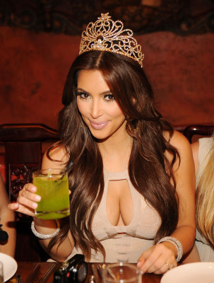 Kim Kardashian pic #408604