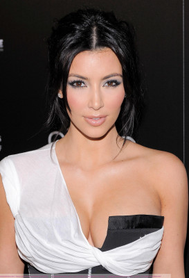 Kim Kardashian pic #205002