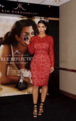 Kim Kardashian pic #490889