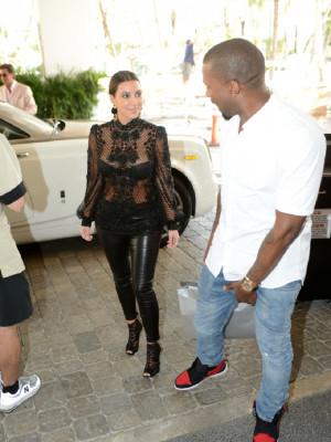 Kim Kardashian pic #550489