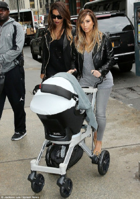 Kim Kardashian pic #652271