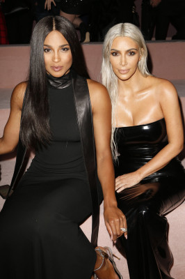 Kim Kardashian pic #961954