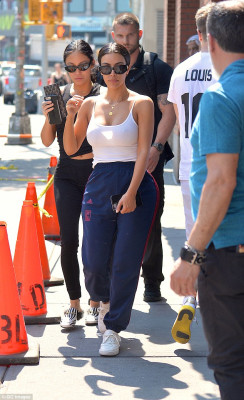 Kim Kardashian pic #943349