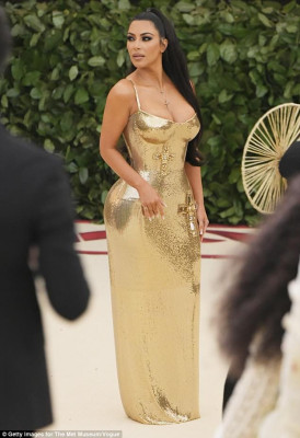 Kim Kardashian pic #1035605