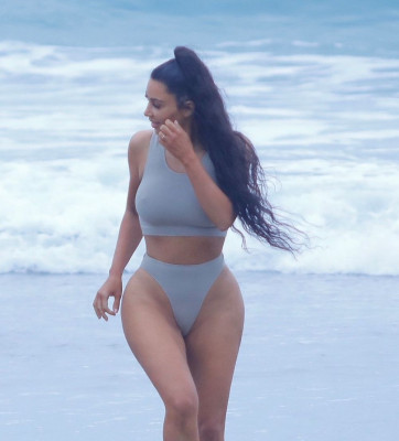 Kim Kardashian pic #1052334