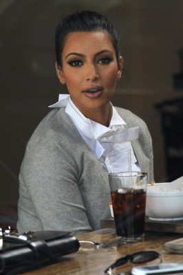 Kim Kardashian pic #358899