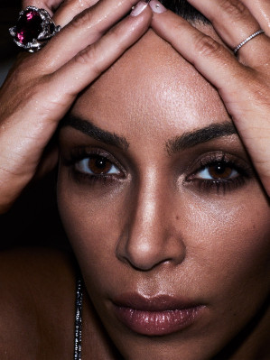Kim Kardashian pic #980609